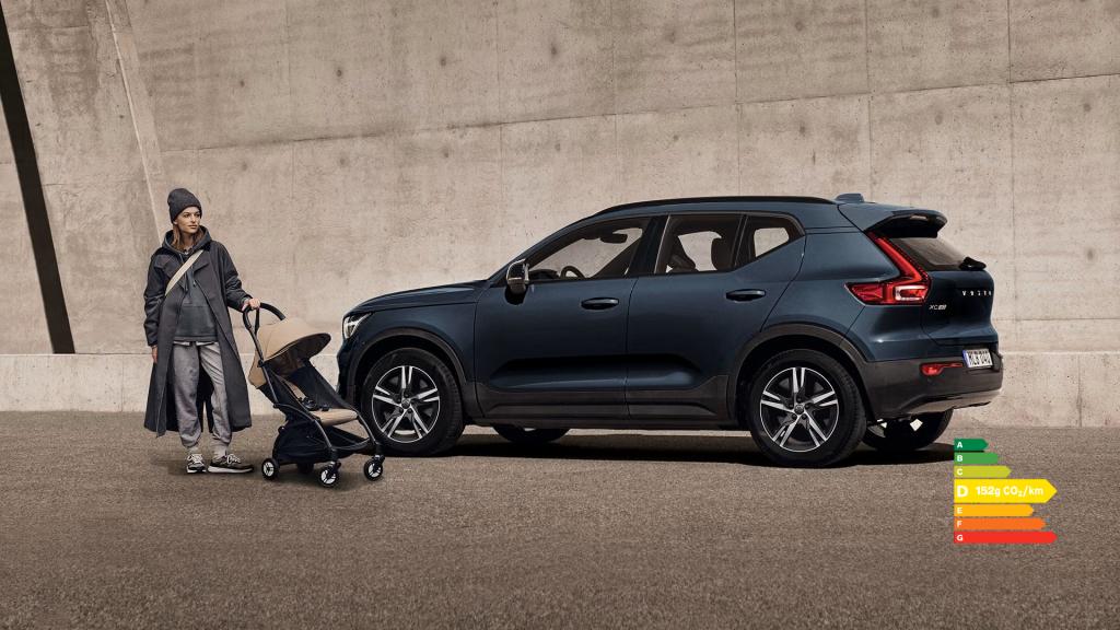 VOLVO XC40 Lounge Edition